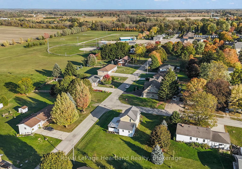 15-queen-street-e-minto-ontario-x12749460