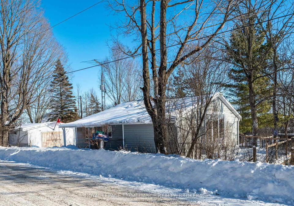 154-clara-street-greater-napanee-ontario-x12750184