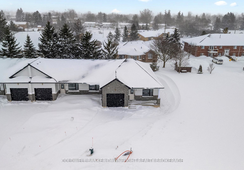 52-moonlight-court-central-huron-ontario-x12750368