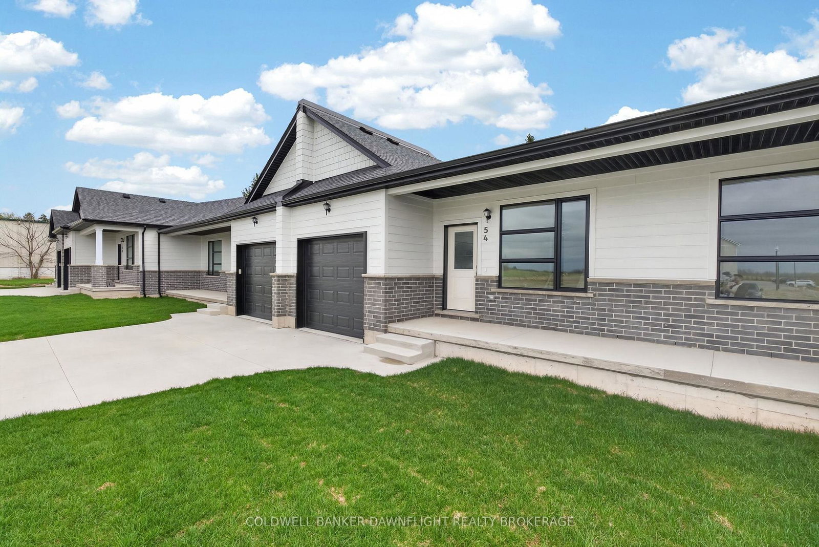 56-moonlight-court-central-huron-ontario-x12750388