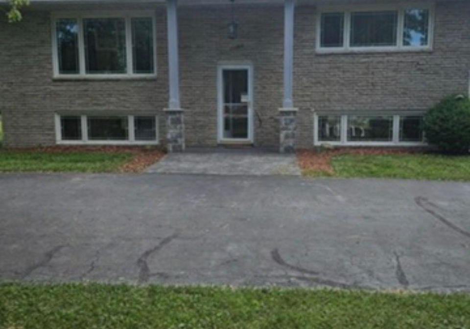 3567-egremont-road-plympton-wyoming-ontario-x12750470