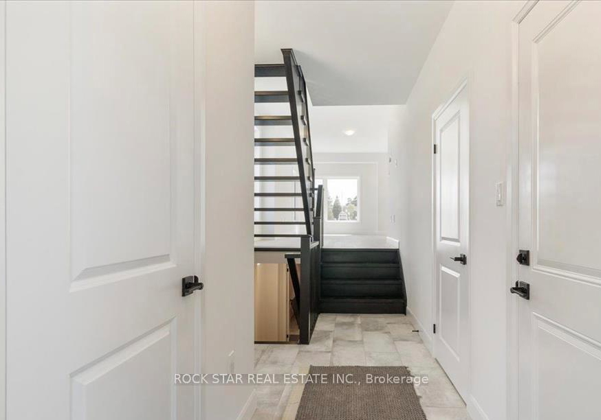 3-southam-lane-hamilton-ontario-x12750604