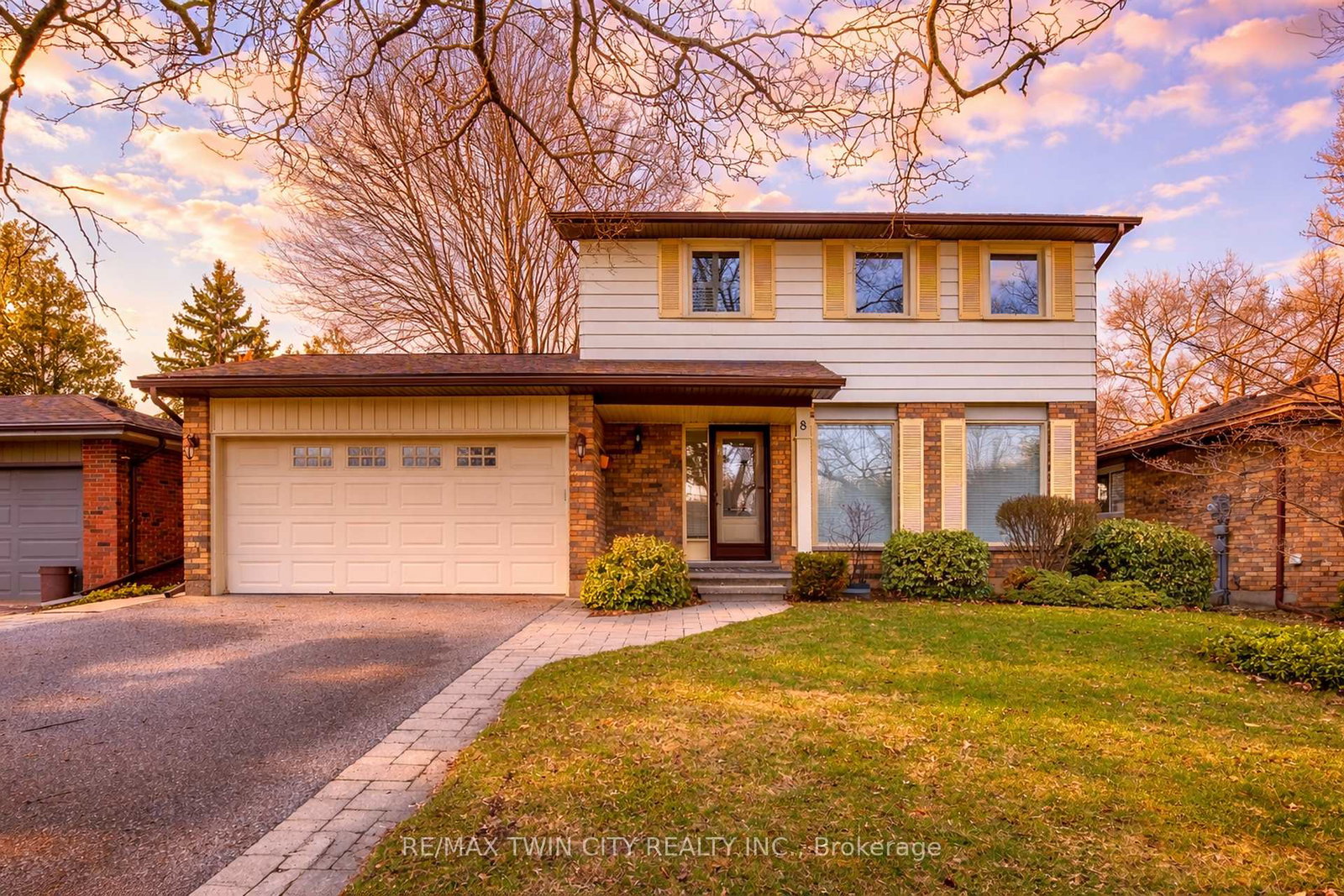 8-wildflower-lane-brantford-ontario-x12752180