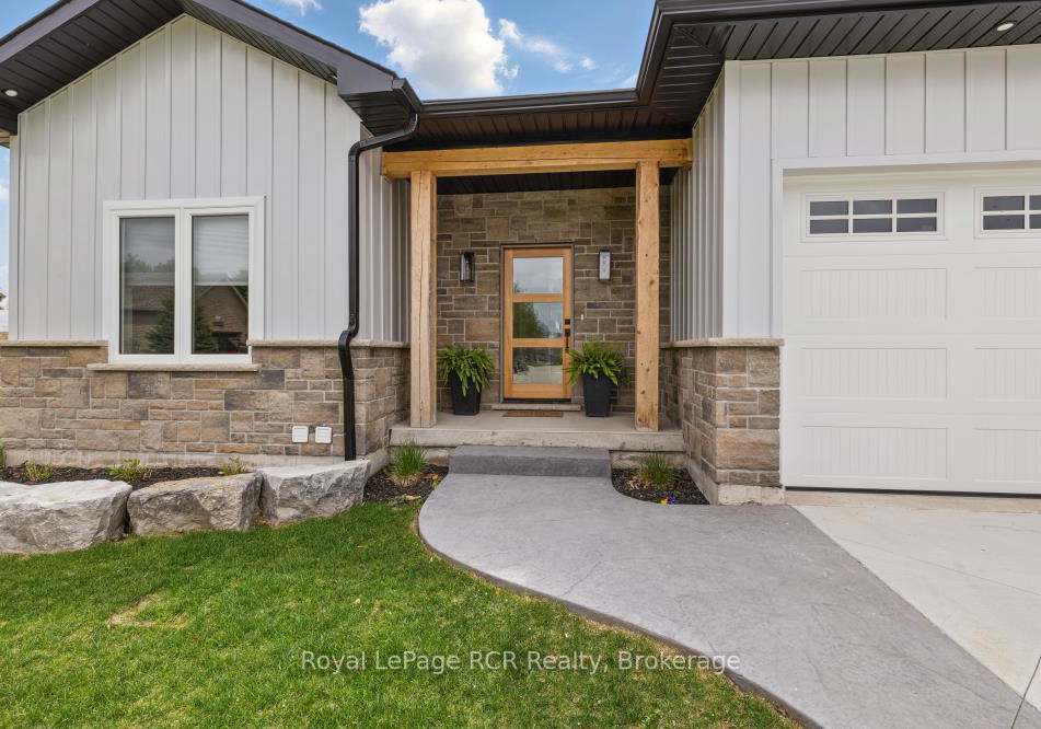 13-jonathan-crescent-south-bruce-ontario-x12752194