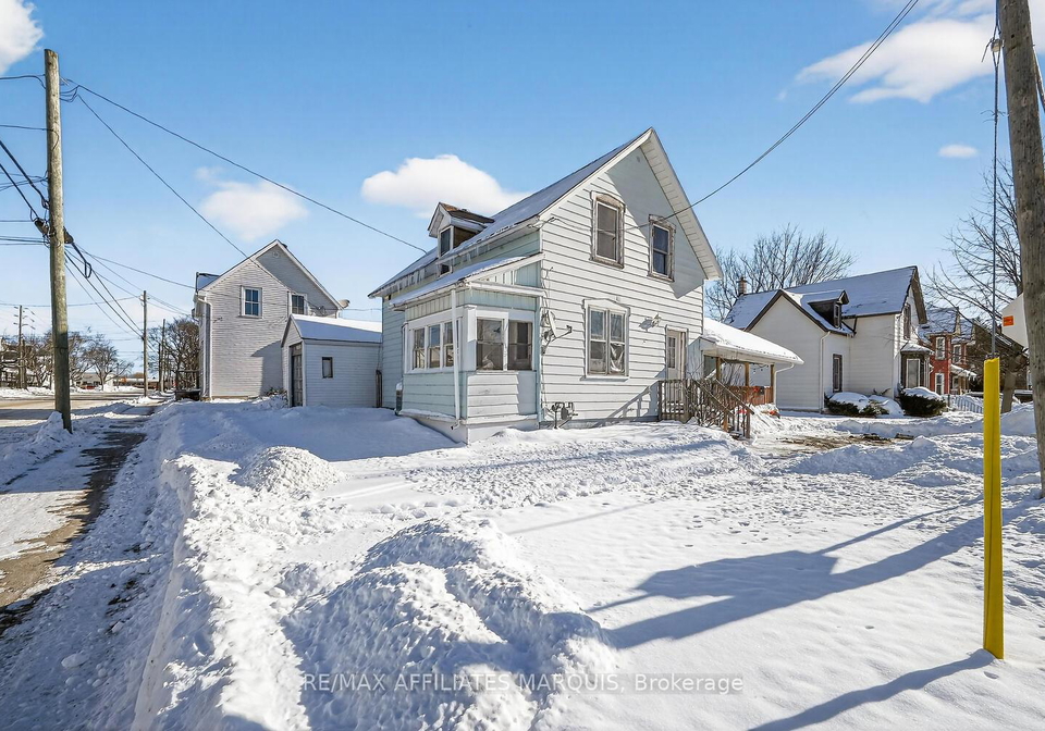 17-n-mcgill-street-n-smiths-falls-ontario-x12752424