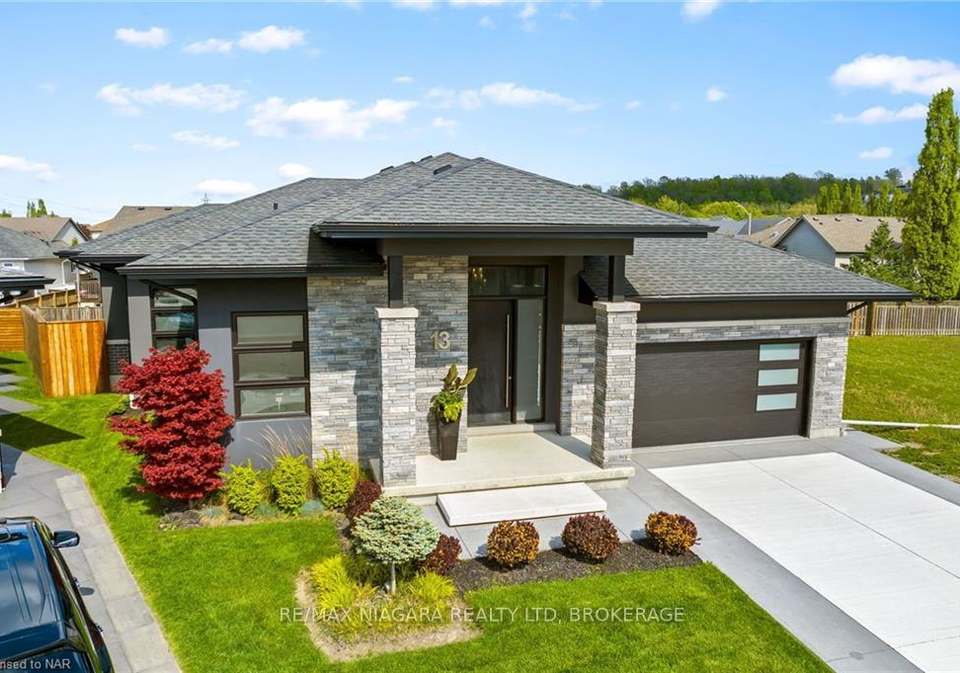 13-francesco-crescent-st-catharines-ontario-x12752452