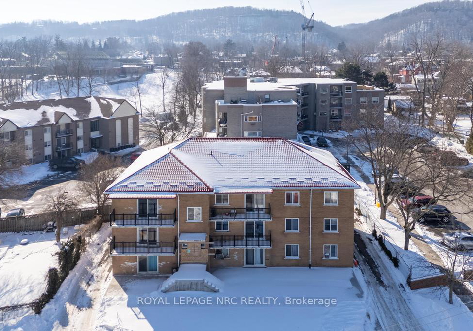 14-john-street-grimsby-ontario-x12752460