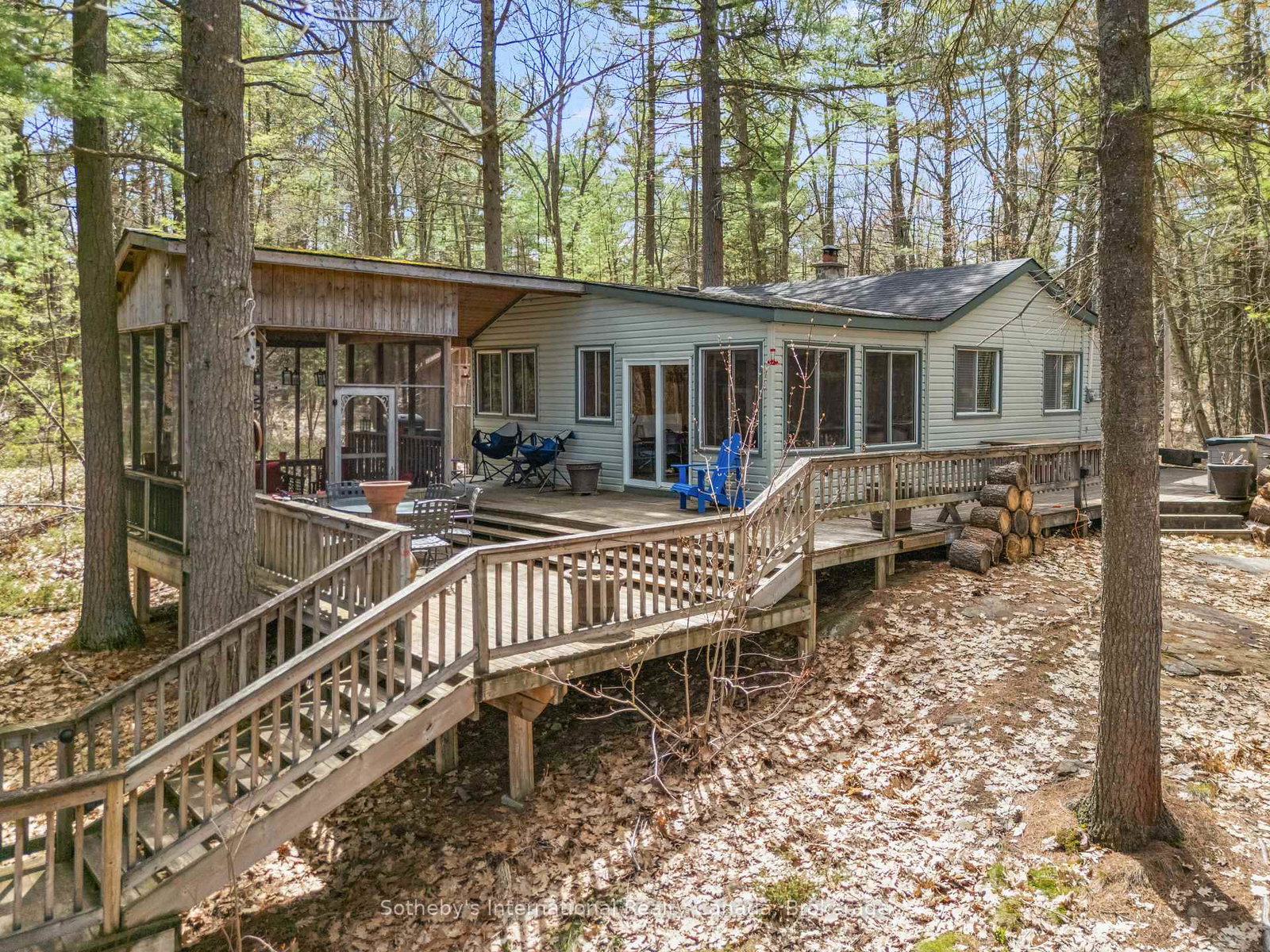 9492-go-home-lake-shore-georgian-bay-ontario-x12752722