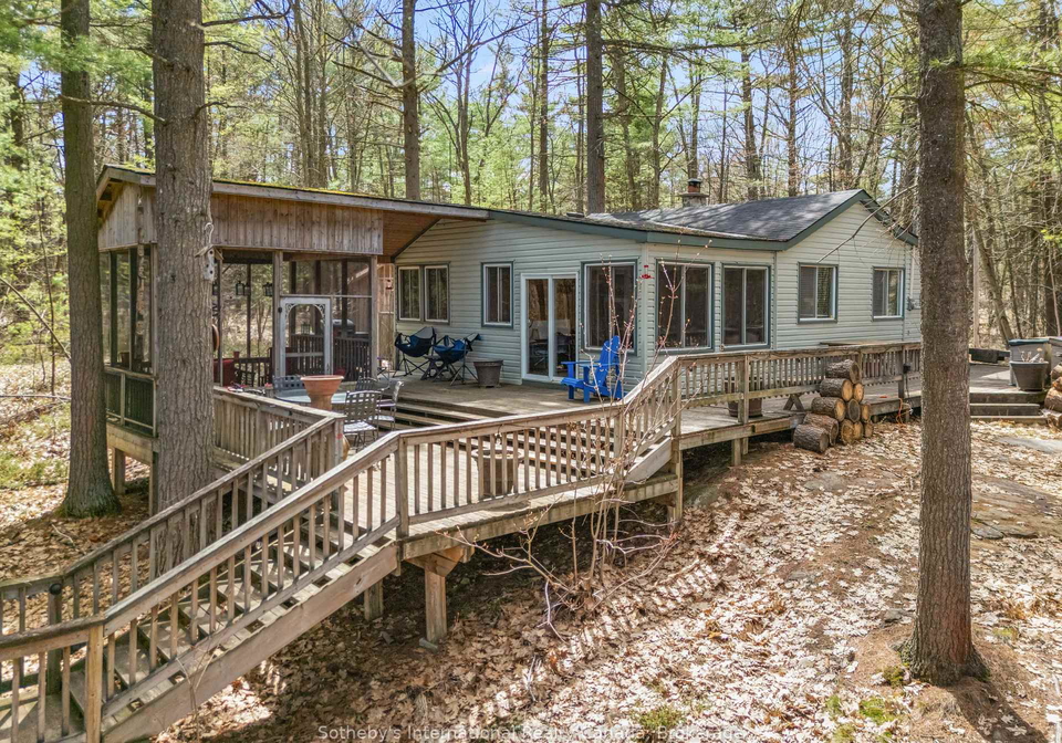 9492-go-home-lake-shore-georgian-bay-ontario-x12752722