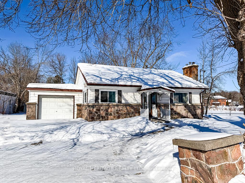 30-bridge-street-e-tweed-ontario-x12752816