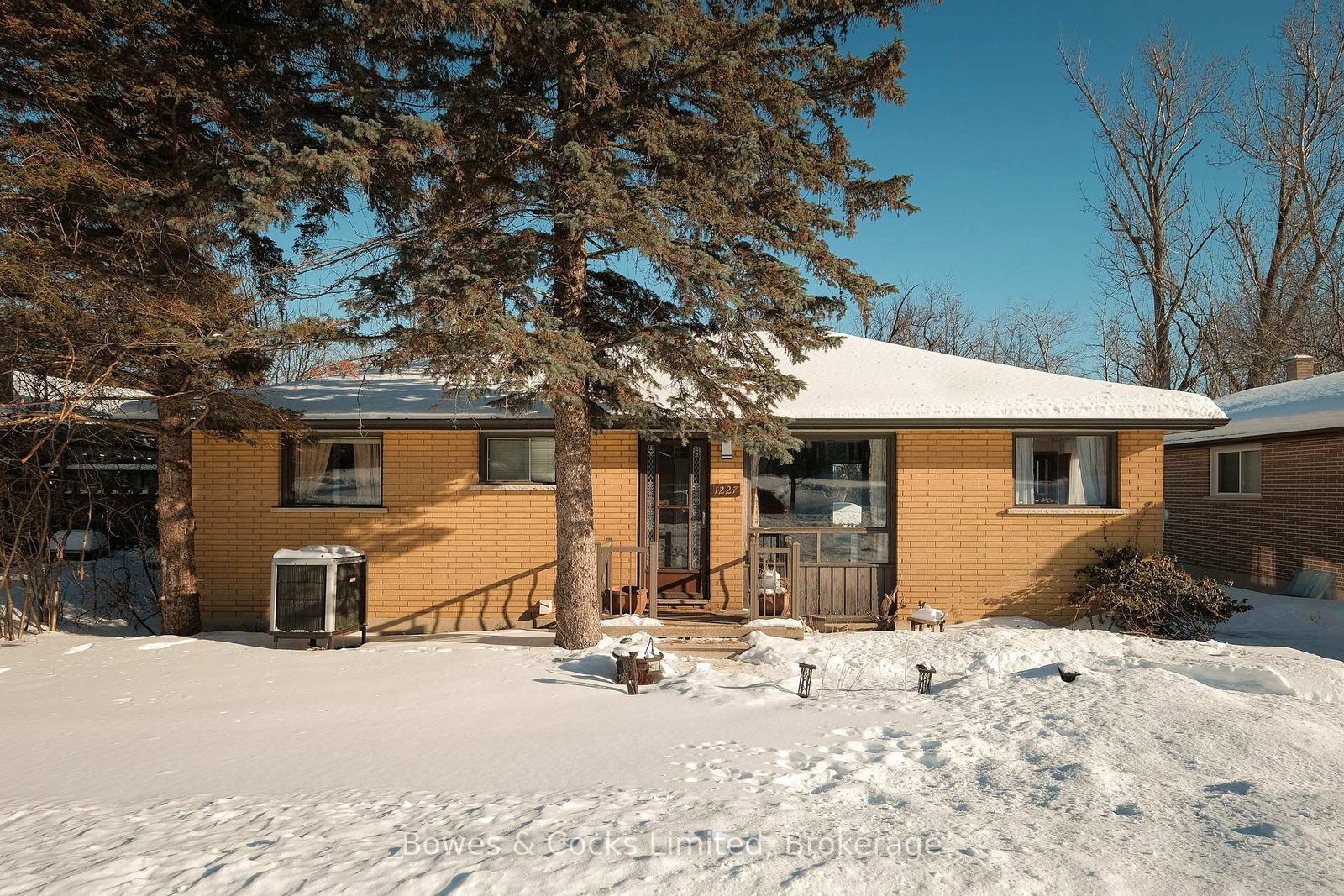 1227-algonquin-boulevard-peterborough-ontario-x12753074