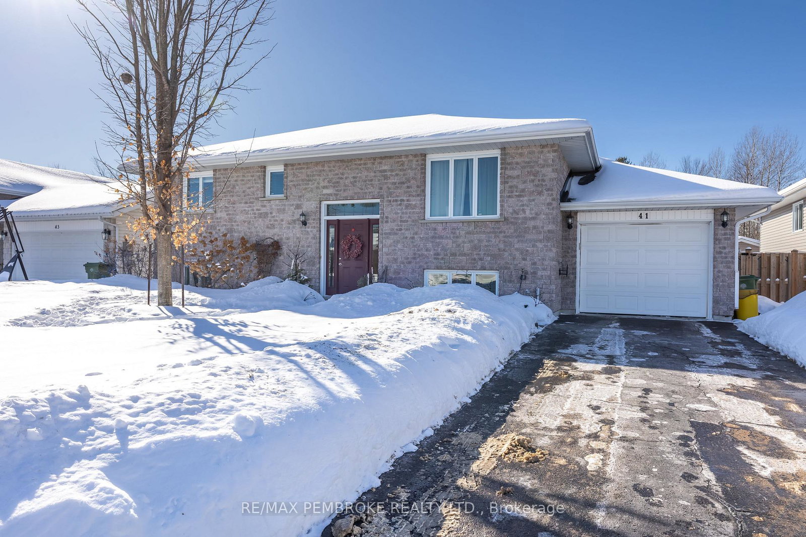 41-oak-avenue-petawawa-ontario-x12754144