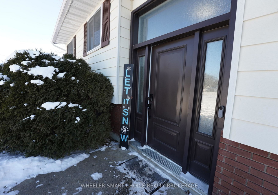17438-county-road-18-e-south-stormont-ontario-x12754354