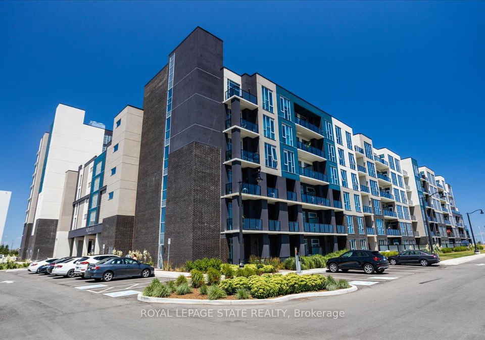 16-concord-place-grimsby-ontario-x12754364
