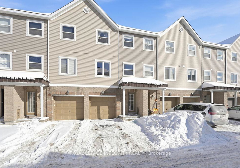 404-sadar-private-ottawa-ontario-x12754370