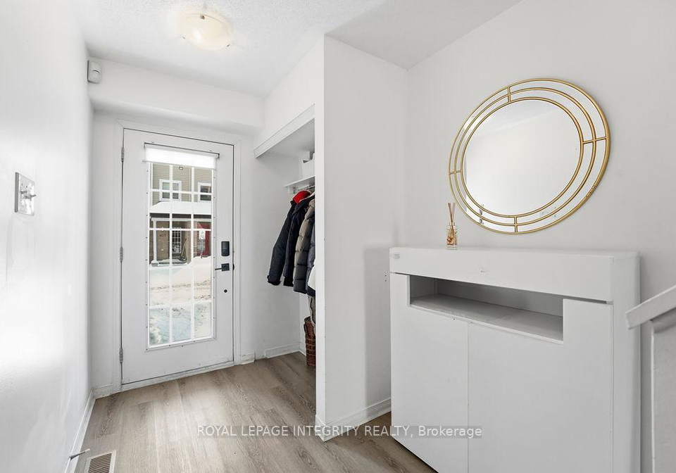 404-sadar-private-ottawa-ontario-x12754370