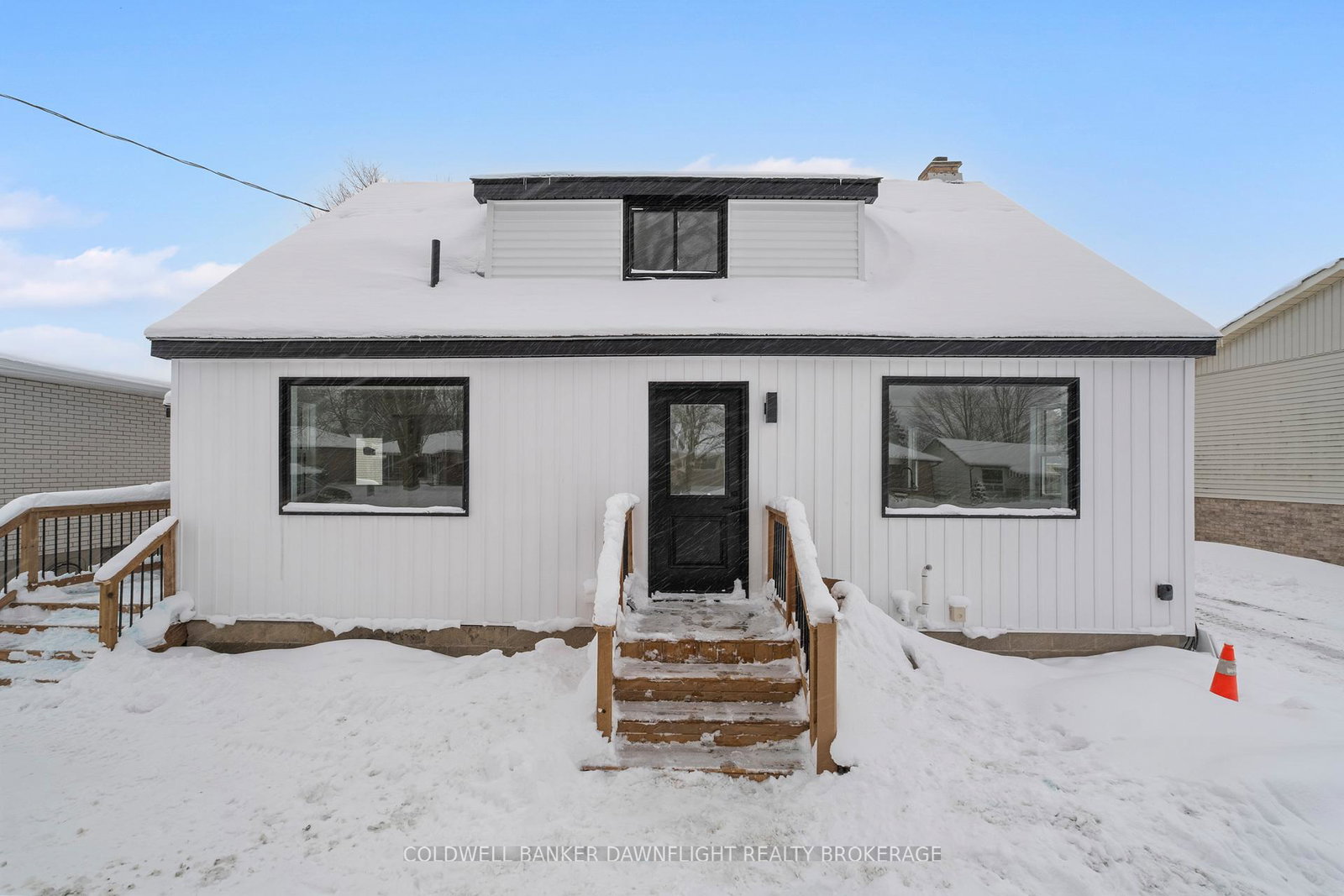 145-victoria-street-w-south-huron-ontario-x12754414