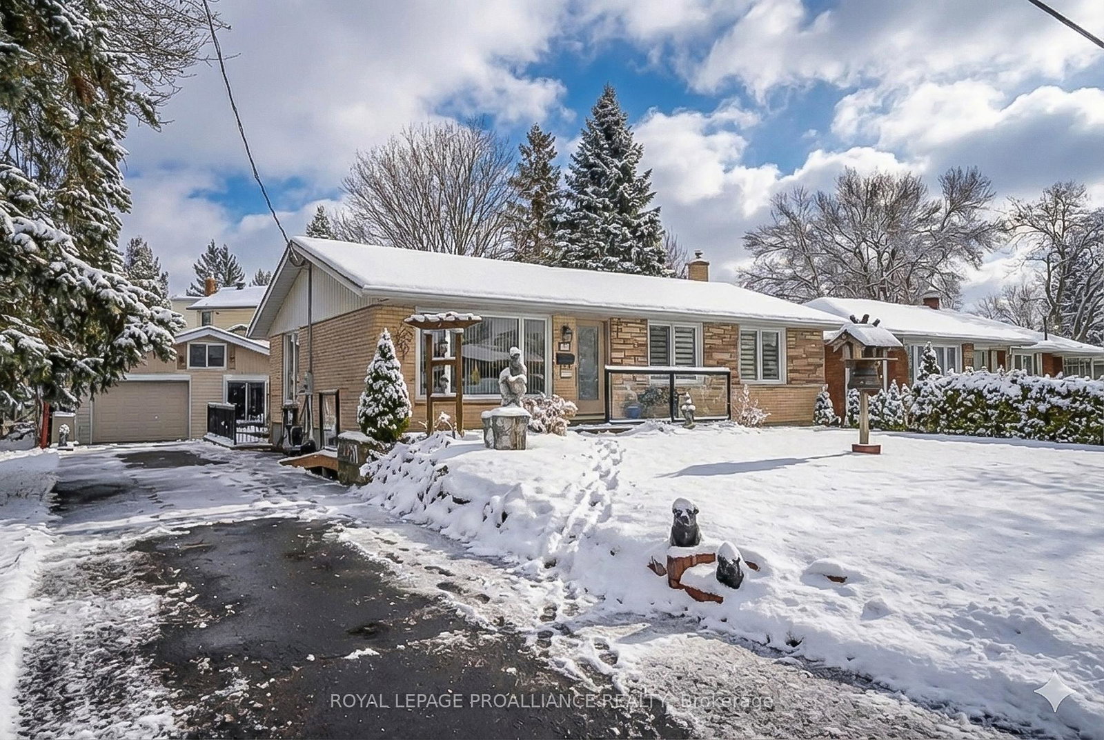 10-devere-gardens-quinte-west-ontario-x12754462