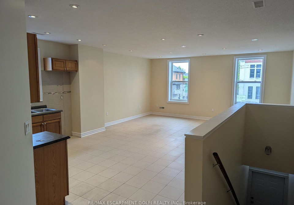 505victoria-avenue-niagara-falls-ontario-x12754504
