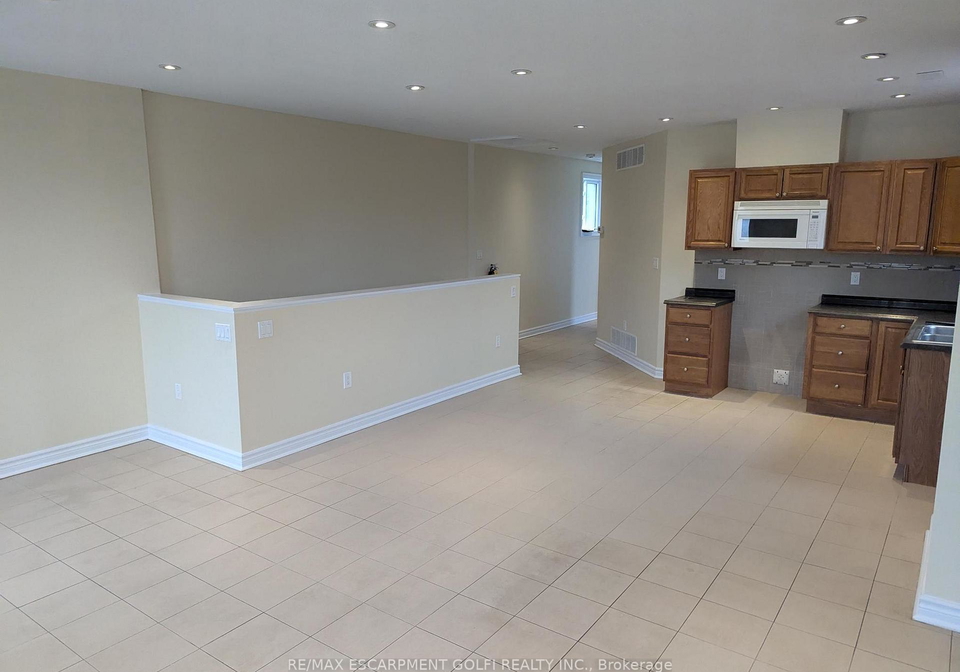 505victoria-avenue-niagara-falls-ontario-x12754504