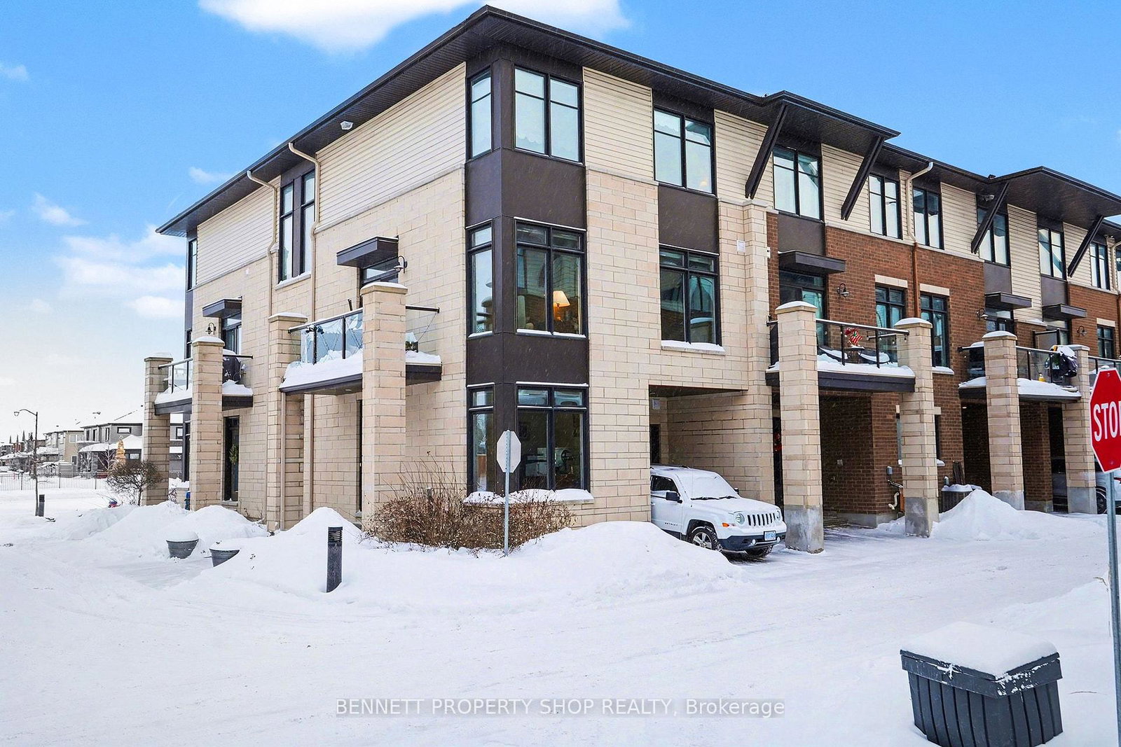 400-chaperal-private-ottawa-ontario-x12754538