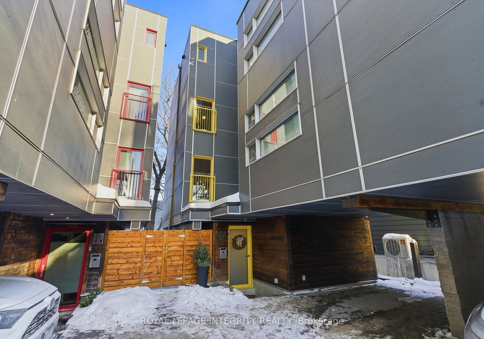 41-stirling-avenue-ottawa-ontario-x12754716