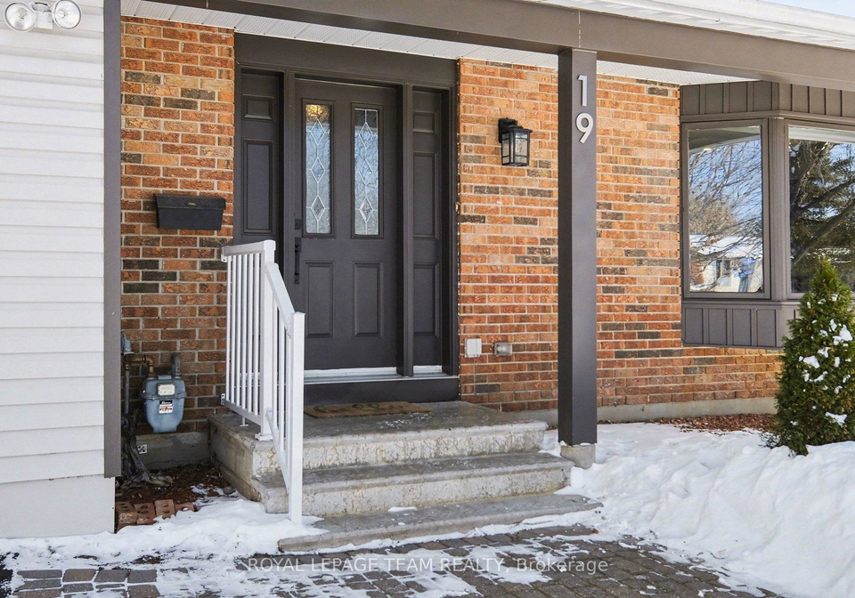 19-chanonhouse-drive-ottawa-ontario-x12754816