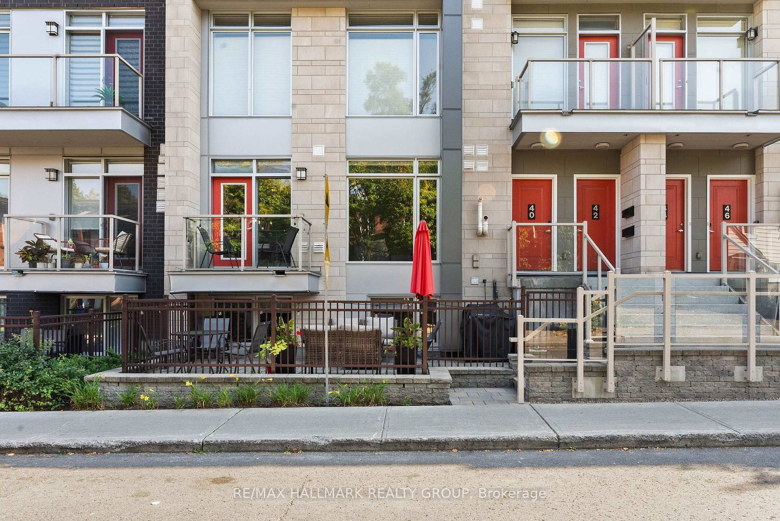 40-holmwood-avenue-ottawa-ontario-x12754934