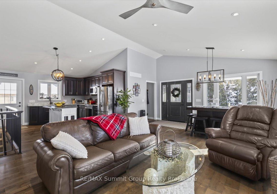 135-confederation-drive-chatsworth-ontario-x12755256