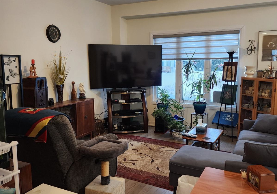 14-golf-links-drive-loyalist-ontario-x12755722