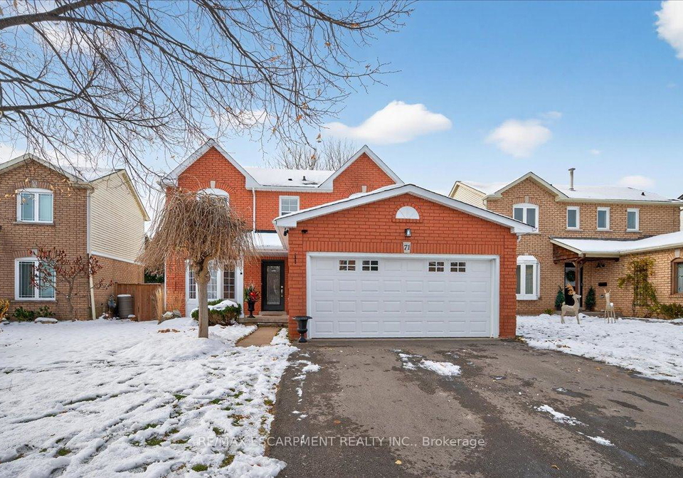 71-royaledge-way-hamilton-ontario-x12756030