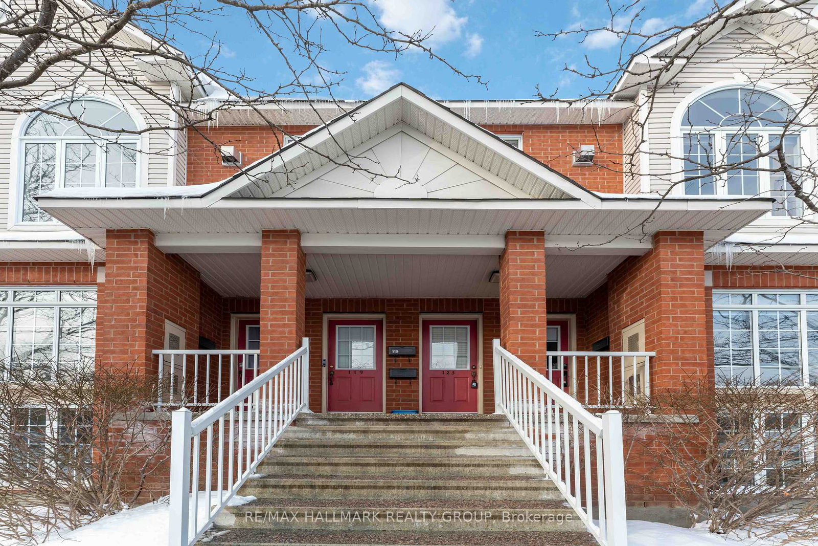 123-gatestone-private-beacon-hill-north-south-and-area-ottawa-ontario-x12756248