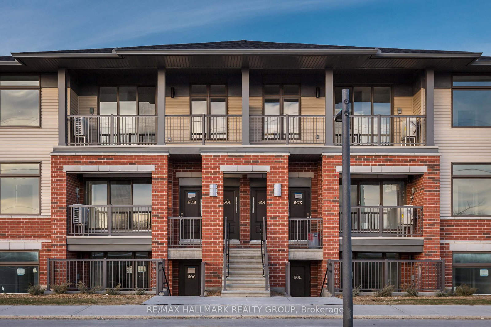 70-jaguar-private-kanata-ontario-x12756348