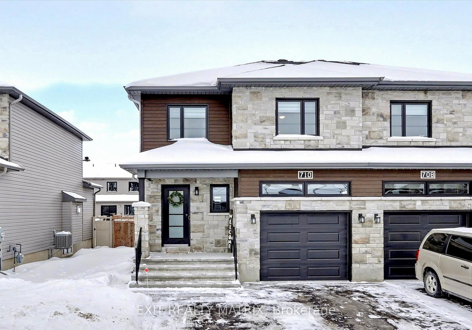 710-azure-street-russell-ontario-x12756370