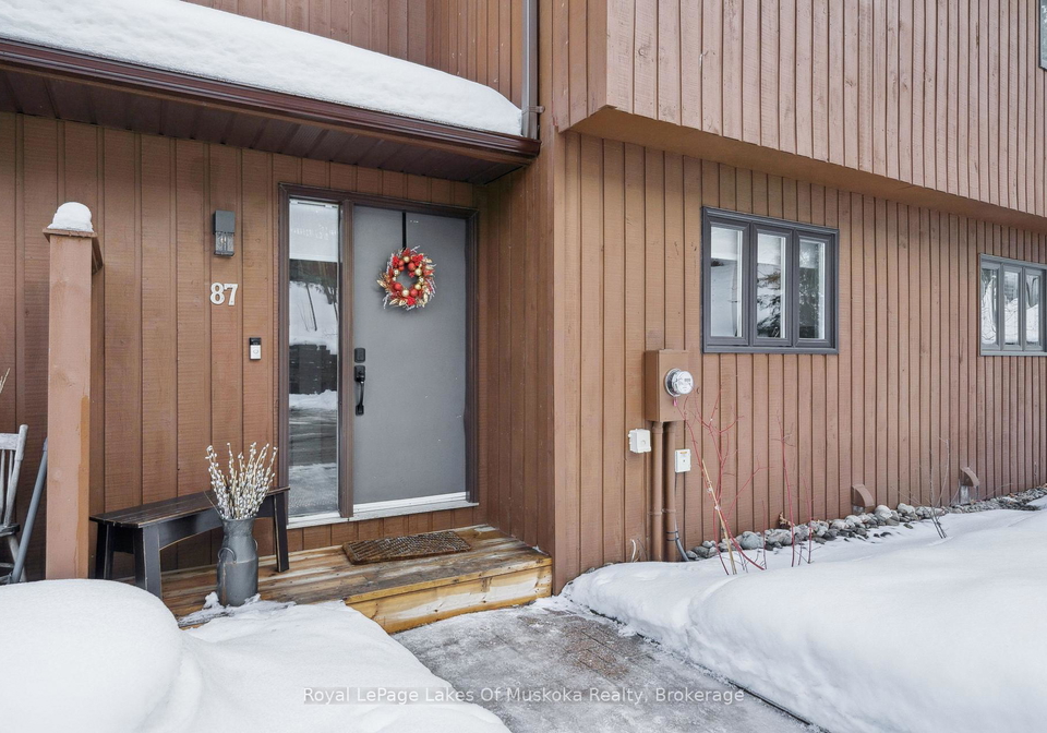 87-southbank-drive-bracebridge-ontario-x12756756