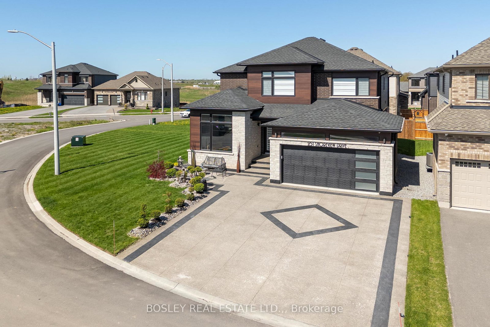 251-shoreview-drive-welland-ontario-x12756788