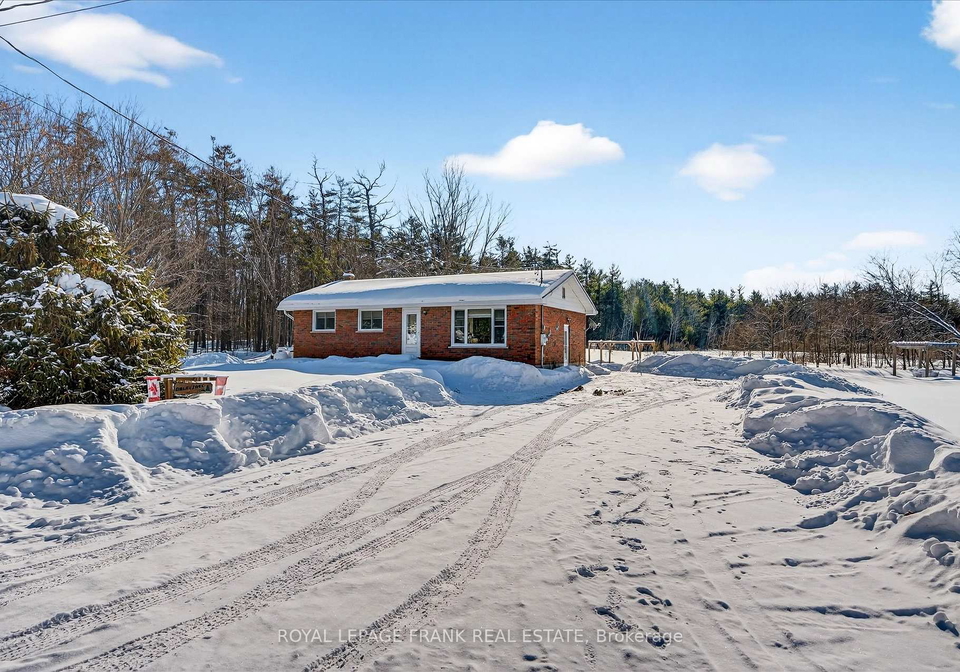 419-south-beach-road-douro-dummer-ontario-x12757096