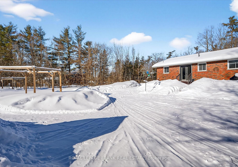 419-south-beach-road-douro-dummer-ontario-x12757096