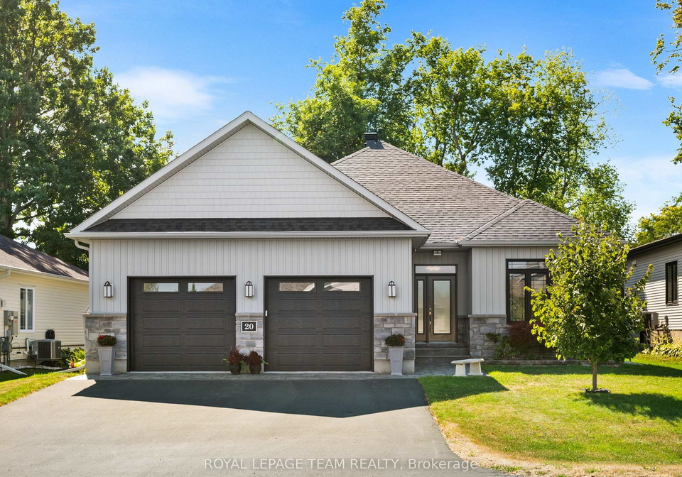 20-eleanor-drive-south-stormont-ontario-x12757594