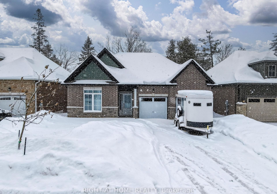 19-hillcroft-way-kawartha-lakes-ontario-x12757734