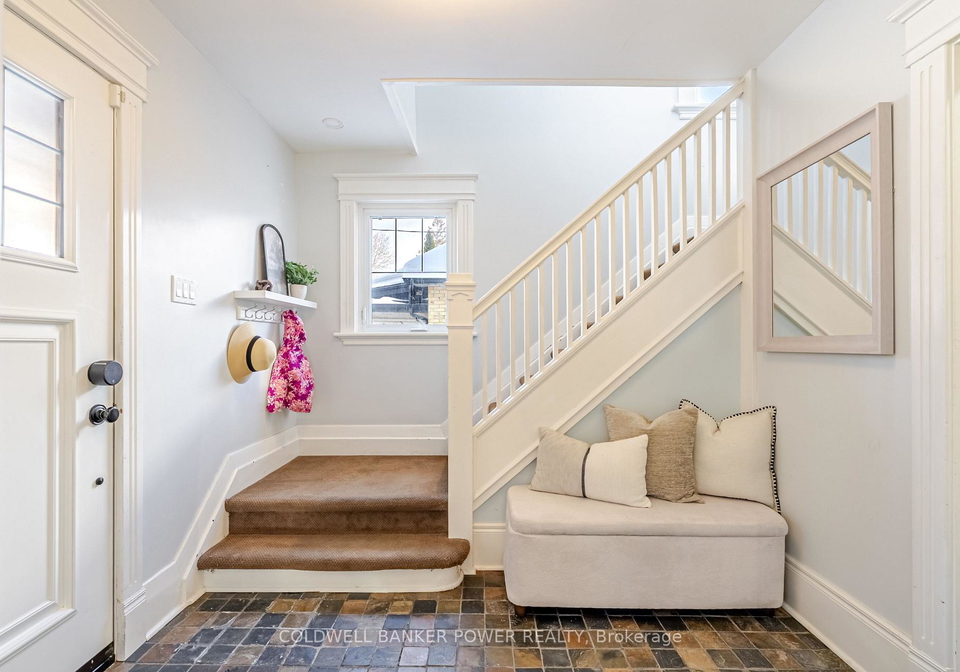 1-mckenzie-avenue-london-south-ontario-x12757990