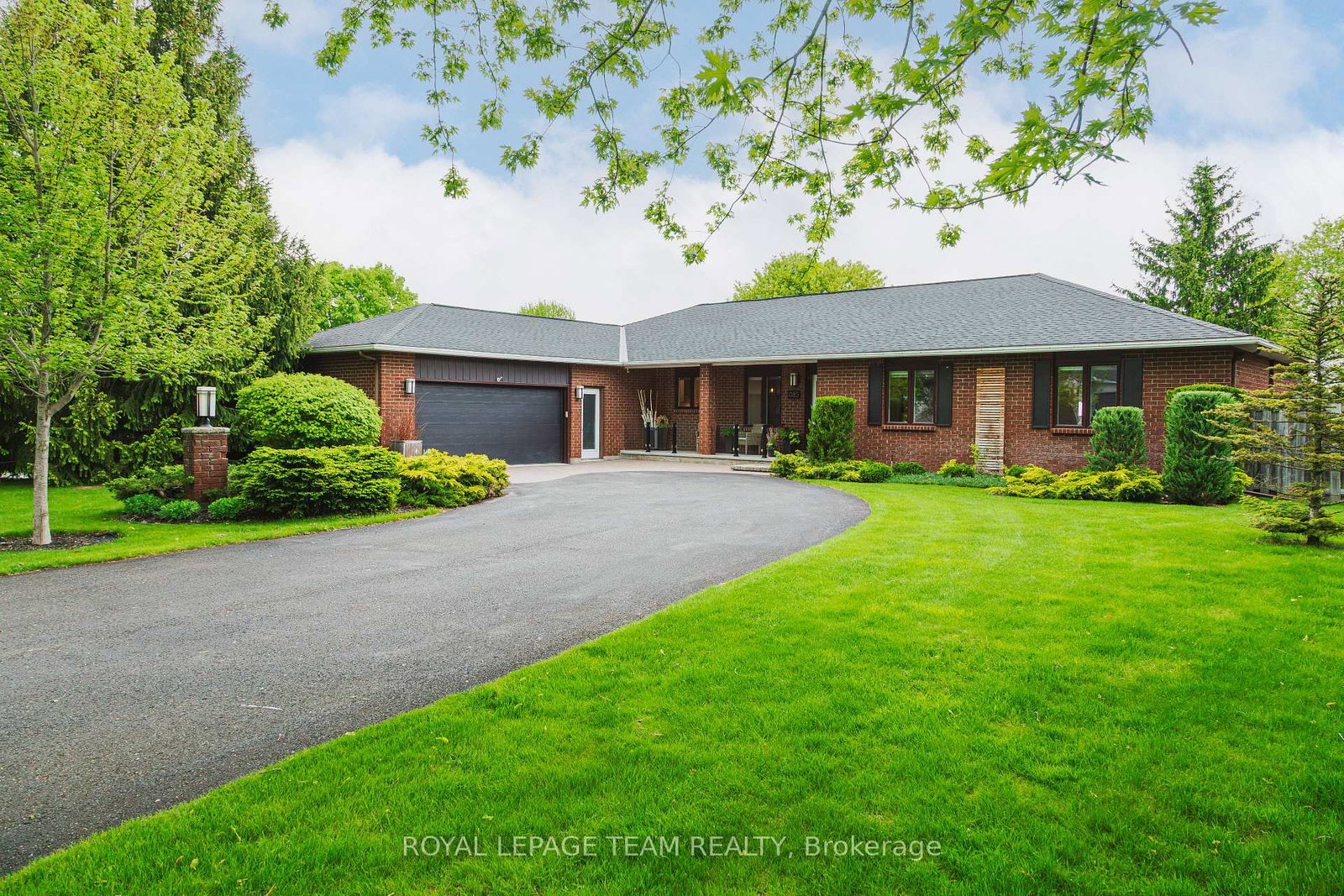 1085-lena-avenue-ottawa-ontario-x12758534