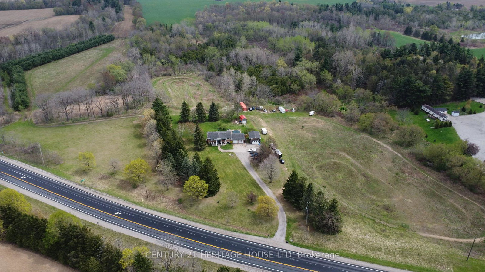24-highway-24-brant-ontario-x12758920