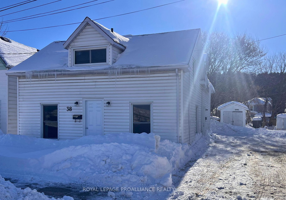 38-stanley-street-quinte-west-ontario-x12759168