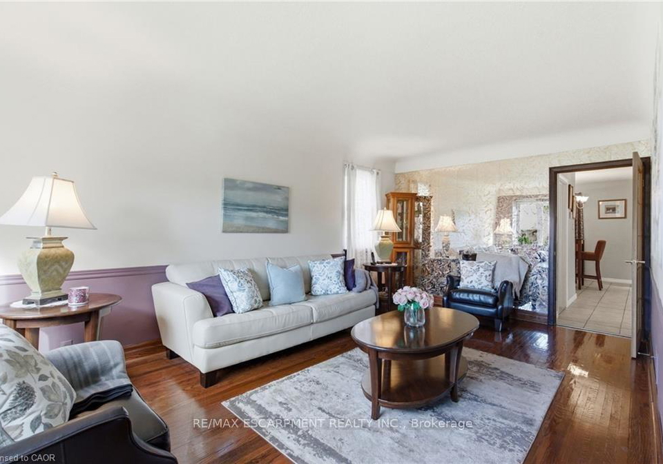 91-east-42nd-street-hamilton-ontario-x12759176