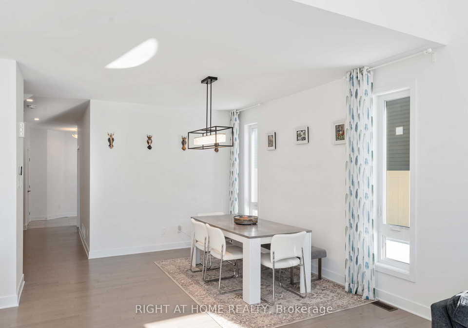 339-shuttleworth-drive-ottawa-ontario-x12759794