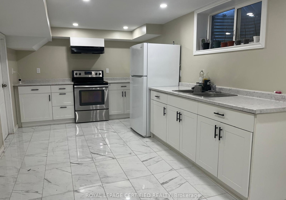 531-scenic-drive-hamilton-ontario-x12759970