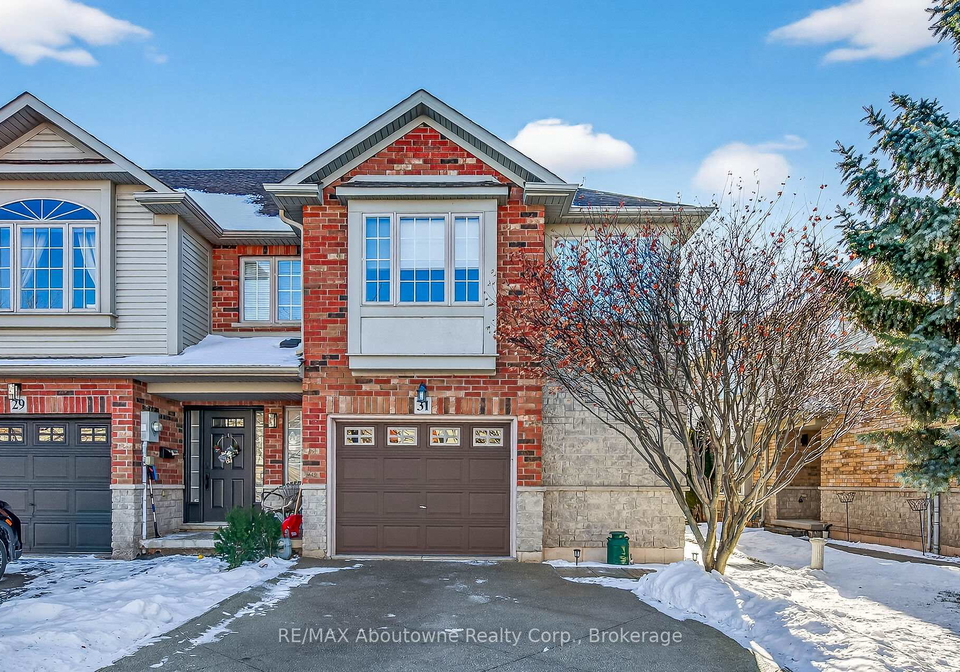 31-elderberry-avenue-grimsby-ontario-x12759982