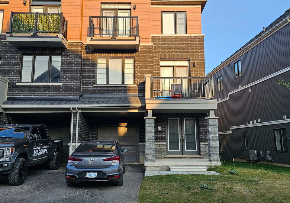 83-norwich-crescent-haldimand-ontario-x12760076