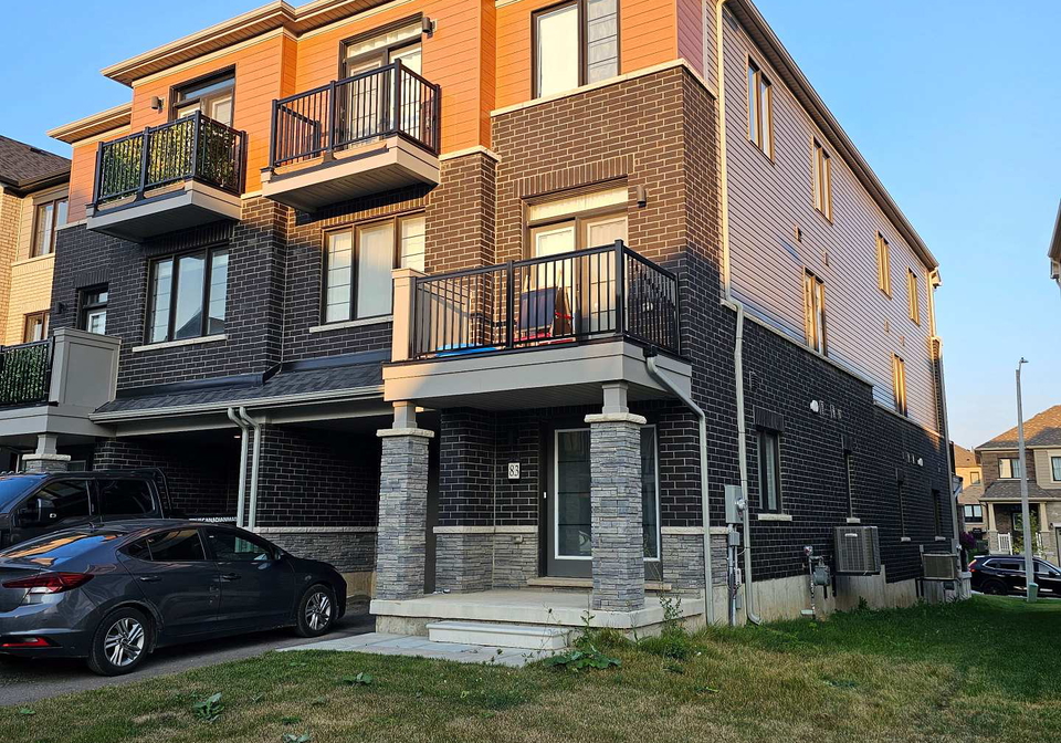 83-norwich-crescent-haldimand-ontario-x12760076